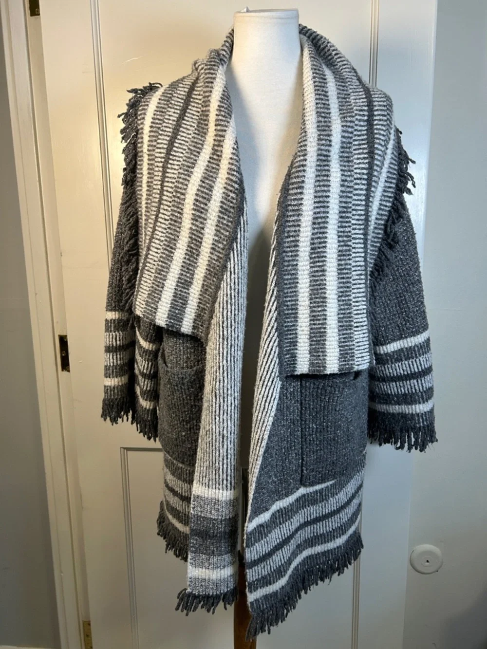 Anthro saturday sunday Kimono fringe cardigan Grey/cream Up TO XL Cozi boho